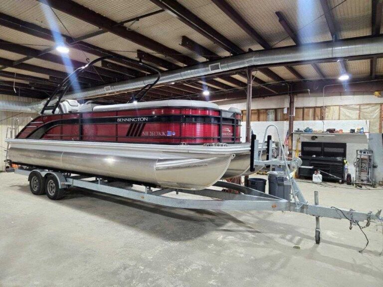 2022 Bennington 25LSBA - ESP - Arch - Blackout US-ETWM3214C222 [photo 1]